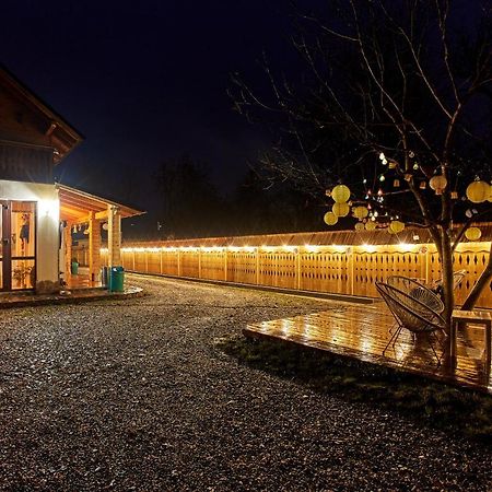 Gradina Lu' Ion "A Home Away From Home" (Adults Only) Vişeu de Sus 外观 照片